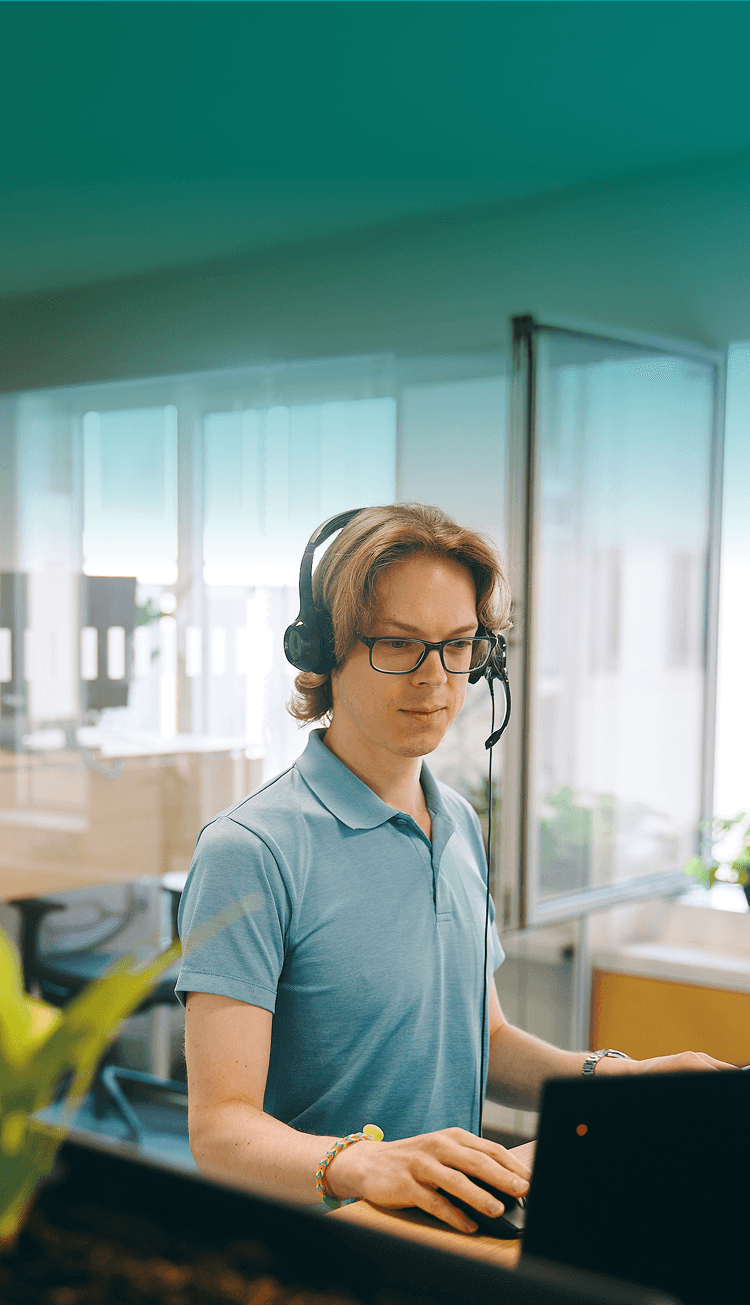 Customer service representative ready to help